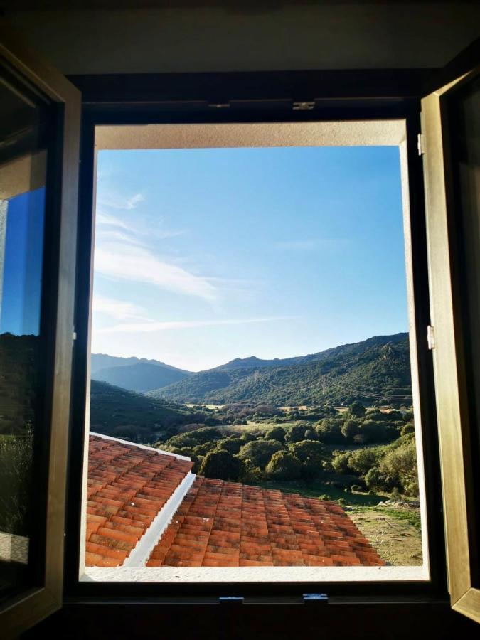 Agriturismo Bed And Breakfast Tanca Taroni Telti Exterior foto